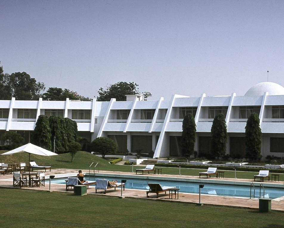 Radisson Jass Hotel, Кхаджурахо Экстерьер фото
